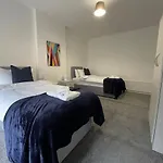Cardonald House